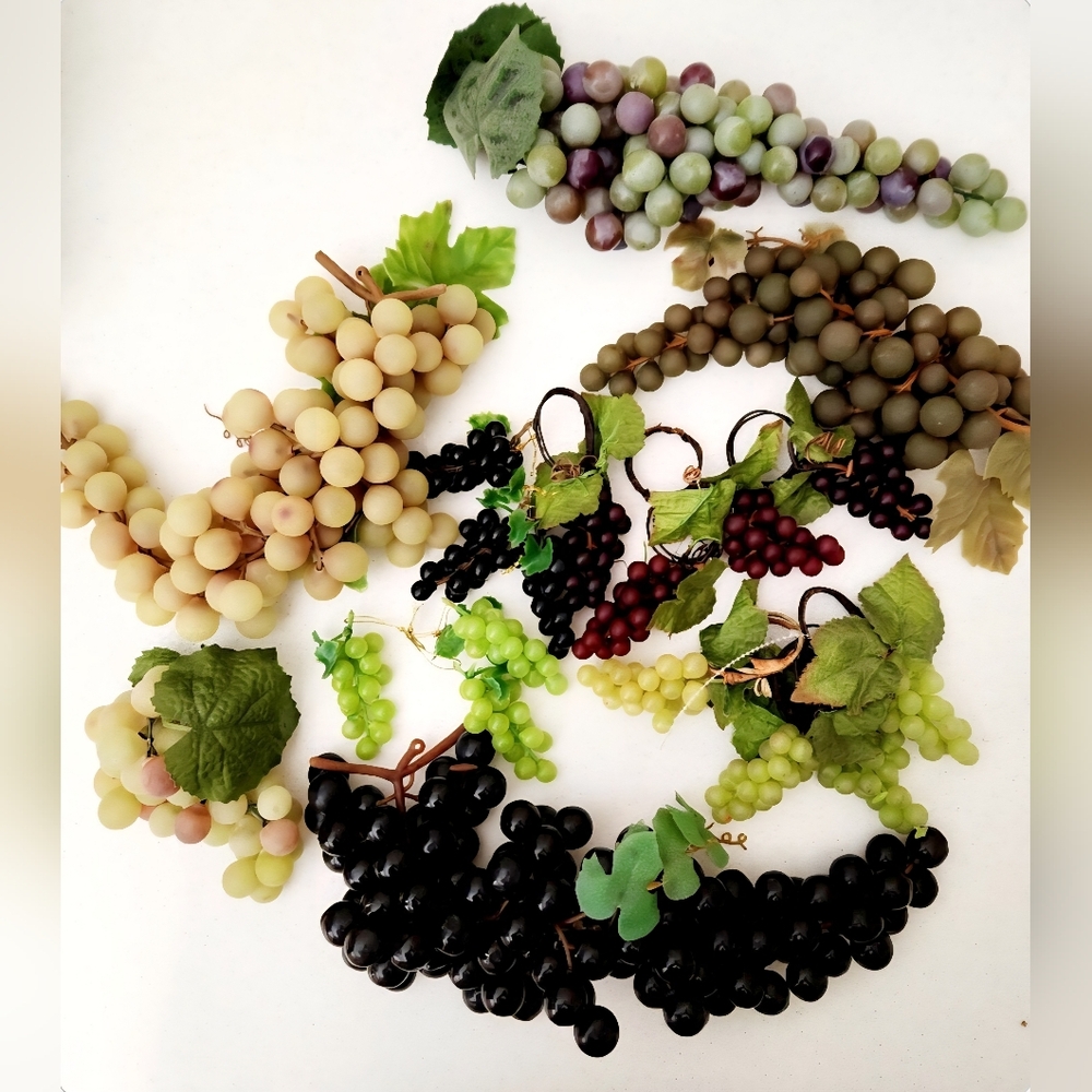 MCM Artificial Faux Rubber Grapes Bunch Multicolored 19 Strands All Sizes 70's